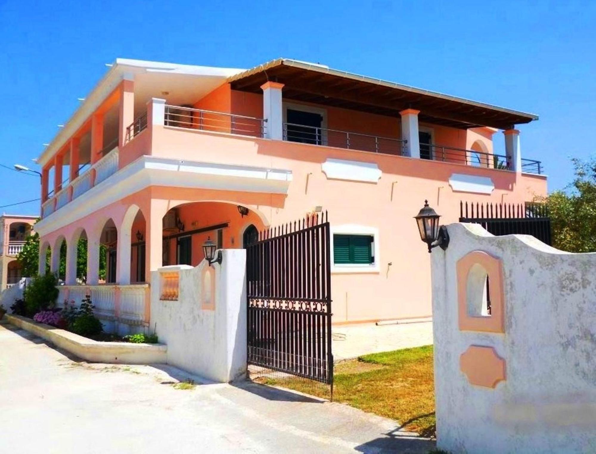 Gerekos Studios&Apartments Agios Georgios  Exterior foto